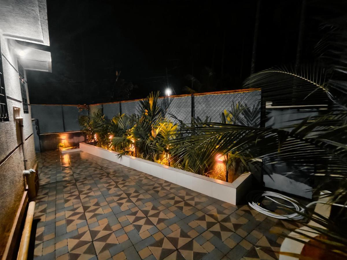 Ferienwohnung Rane Ambadnya Niwas Nagaon  Exterior foto